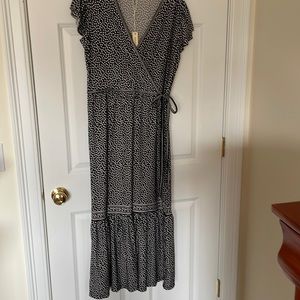 New with tags! Perfect polka dot dress!